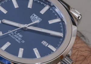 TAG-Heuer-Link-Men-Calibre-5-aBlogtoWatch-06